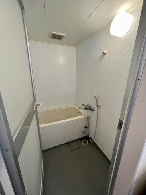 ２ Beds. Comfortable . Dotonbori / Kuromon Market. アパート 大阪市