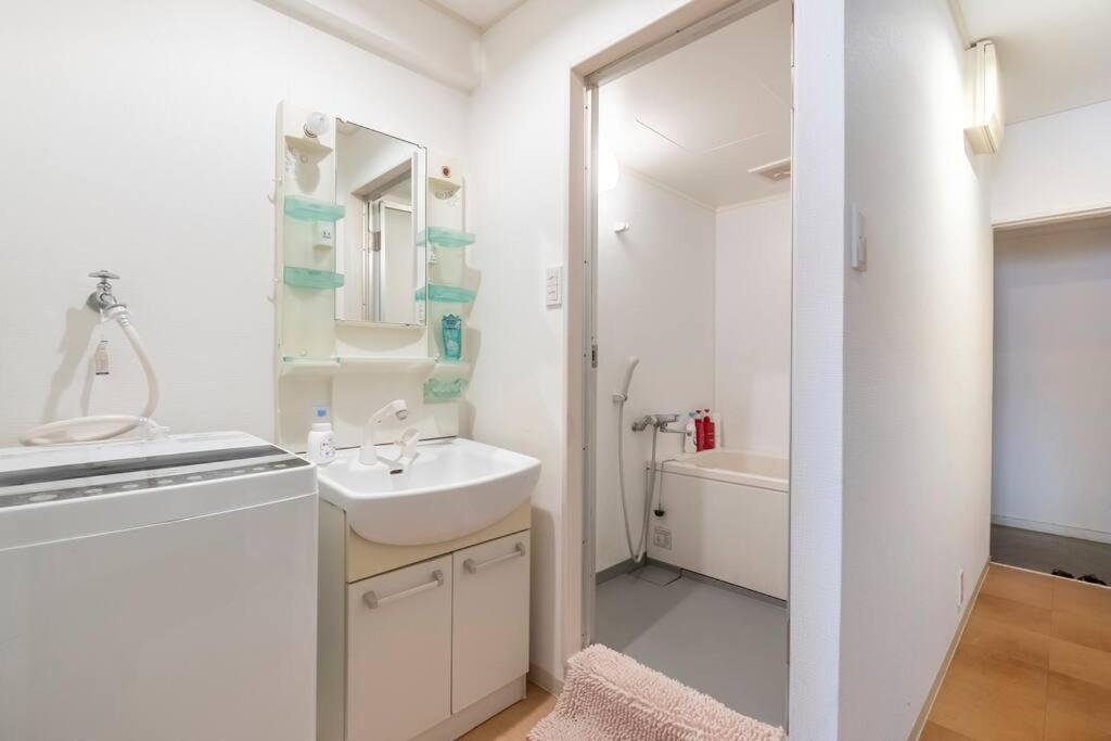 アパート ２ Beds. Comfortable . Dotonbori / Kuromon Market. 大阪市