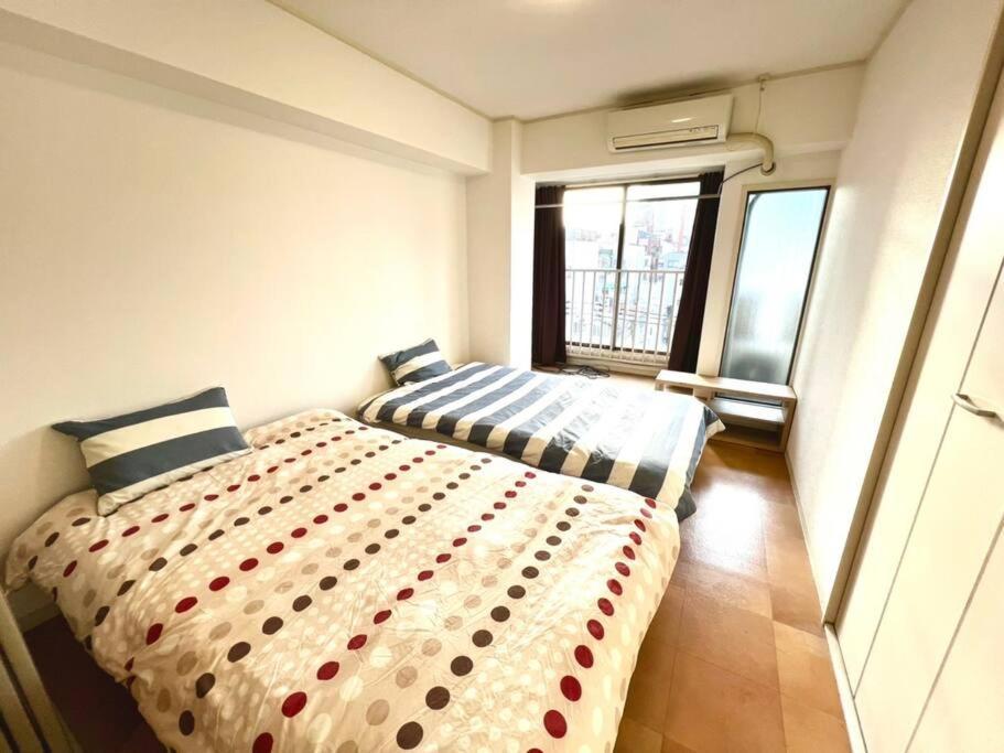 アパート ２ Beds. Comfortable . Dotonbori / Kuromon Market.